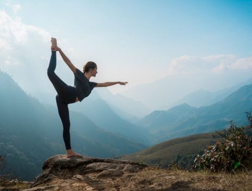 Jógaoktató képzés - Mit csinál pontosan egy jógaoktató?